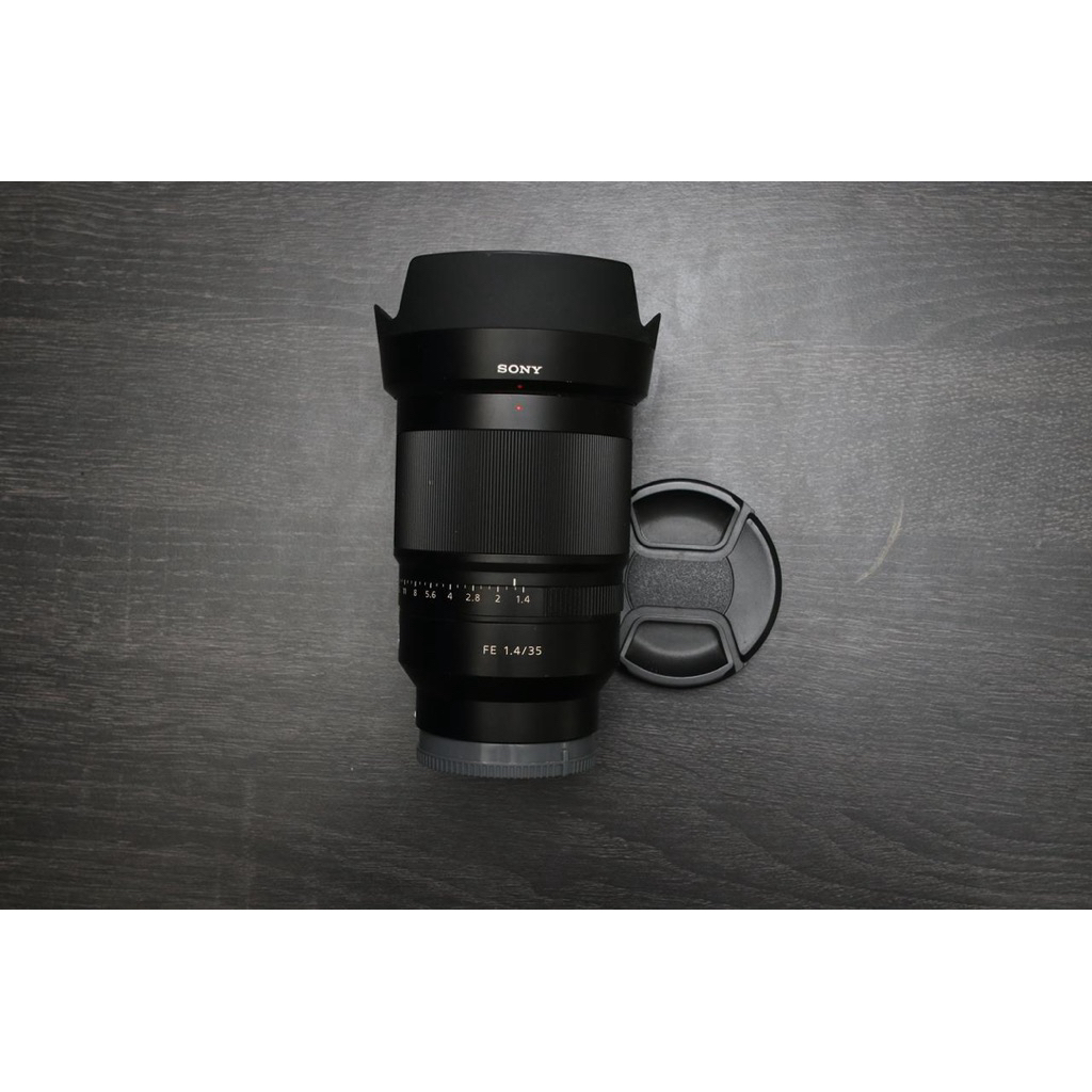 zeiss 35mm f1.4 sony