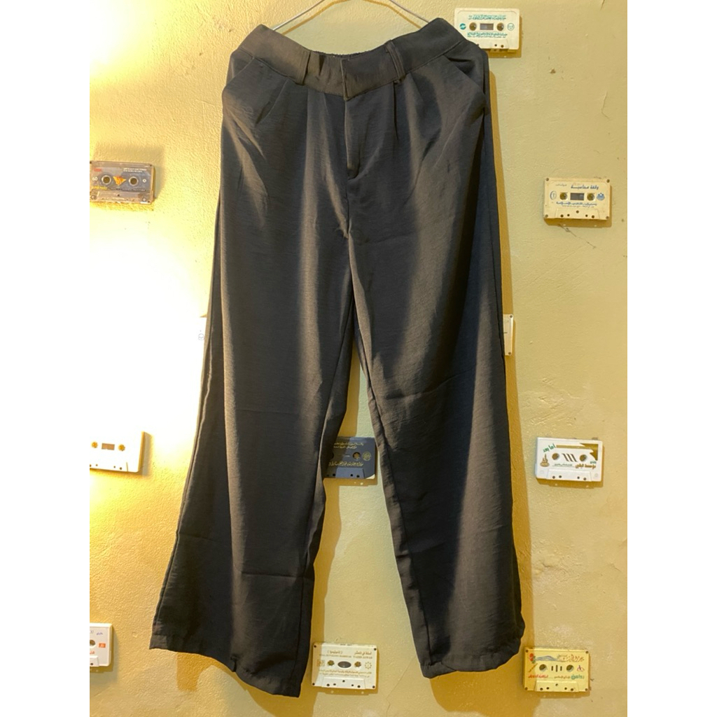 Celana Bahan Loose Hitam(preloved)