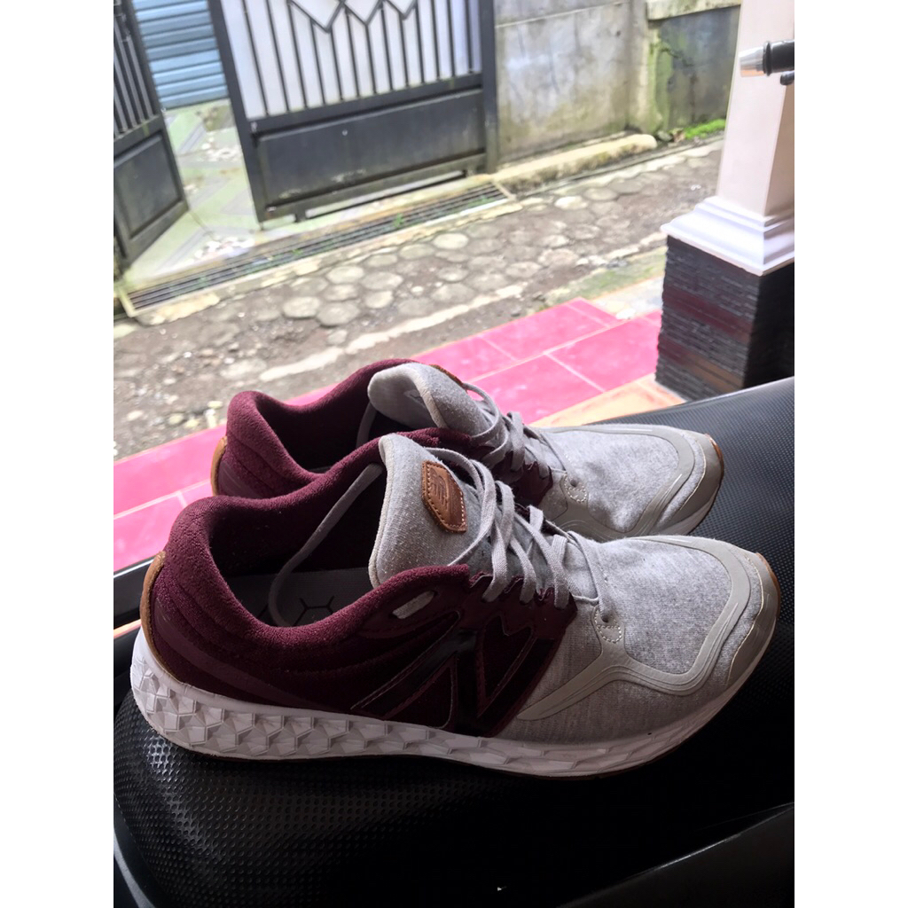 SEPATU RUNNING NEW BALANCE