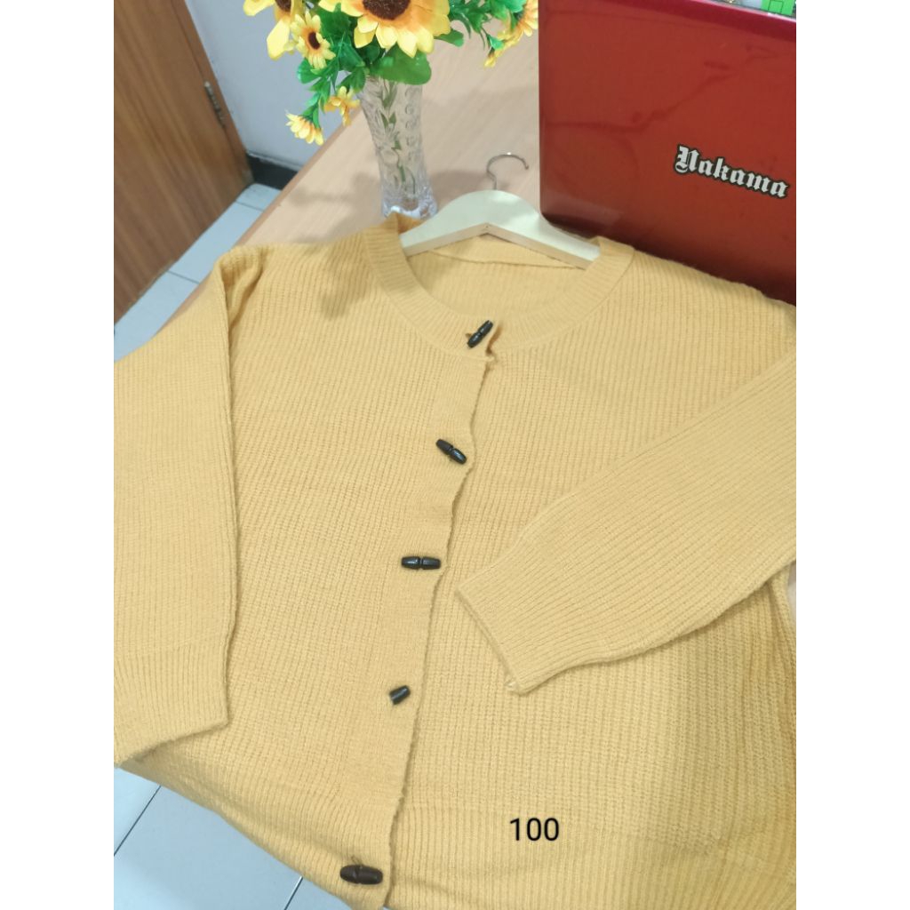 Switer Rajut Wanita Import Bahan Tebal