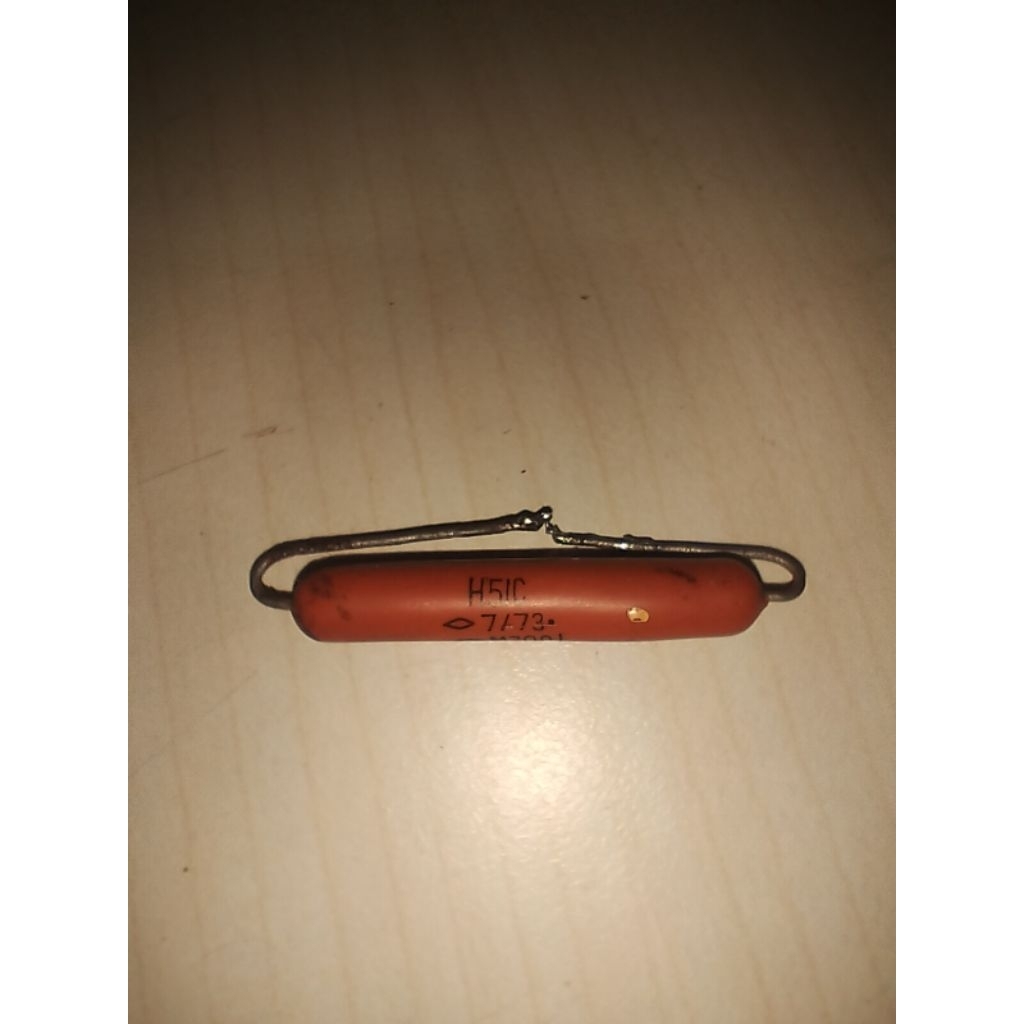 capacitor Soviet vintage 510pf tidak tahu jenis apa