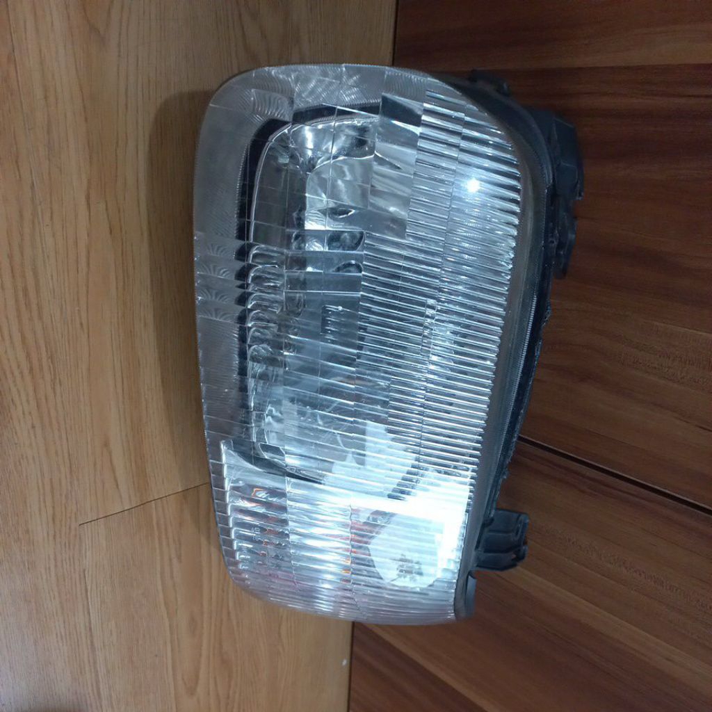 Lampu Depan Headlamp Ford Escape Original 2002 sd 2006