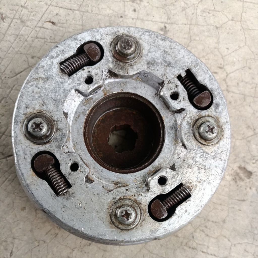 rumah kampas kopling c700 bekas  lokalan