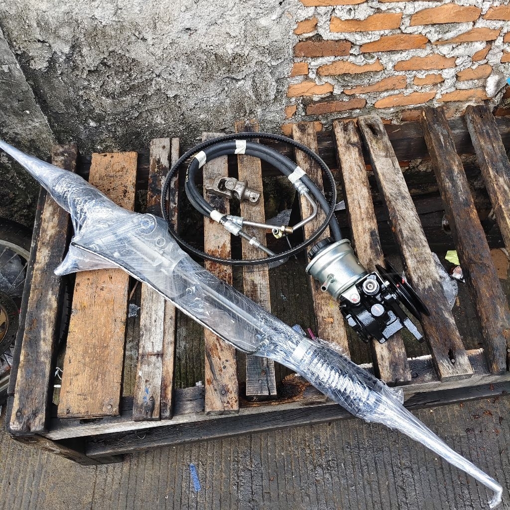 Power Steering Rack Pompa Bracket Power Steering Toyota Kijang 7K Kapsul 1 Set