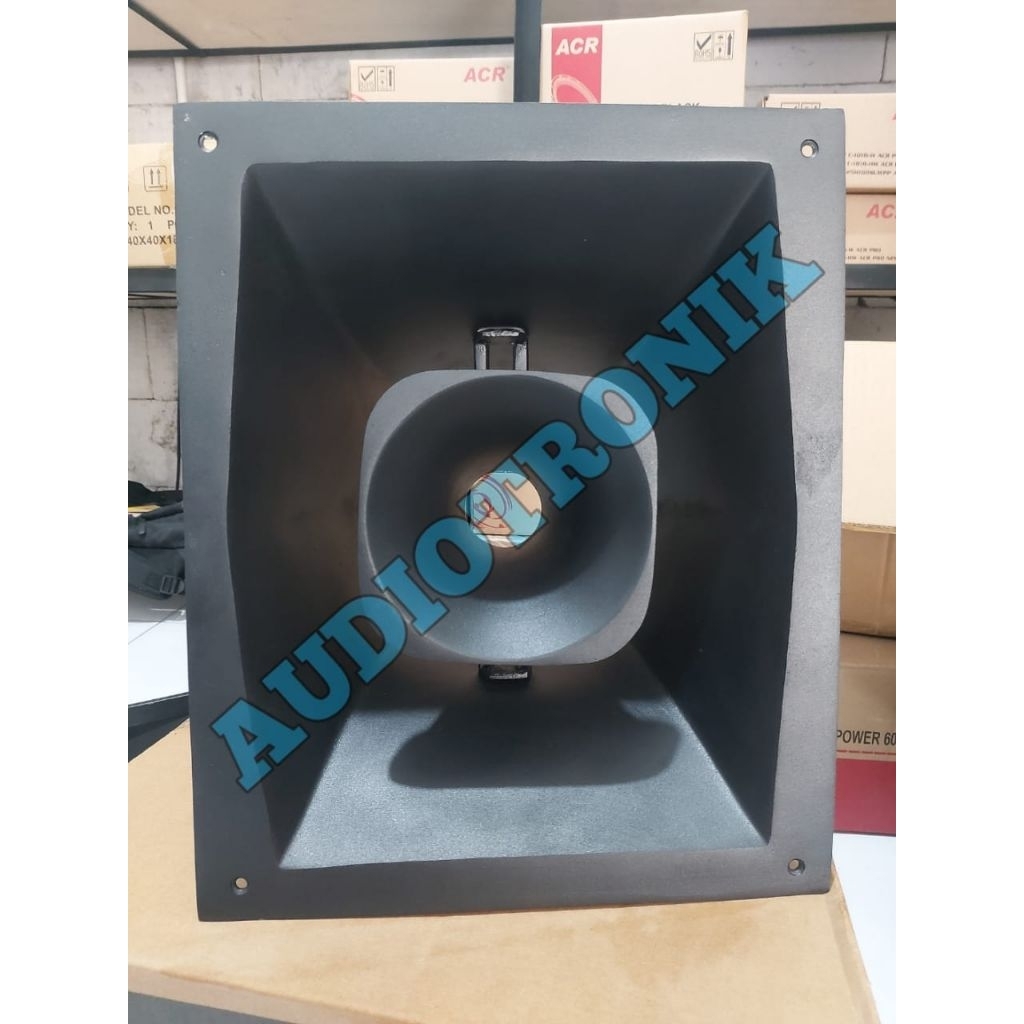 HORN MIDLE 12 IN 10 IN TERMASUK HORN TASSO TERPASANG..HORN MIDLE BALAP TASSO..HORN MIDLE BAHAN COR D