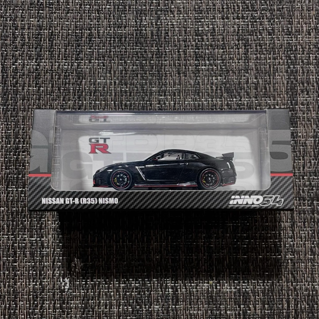 Inno64 Nissan GT-R (R35) Nismo Black