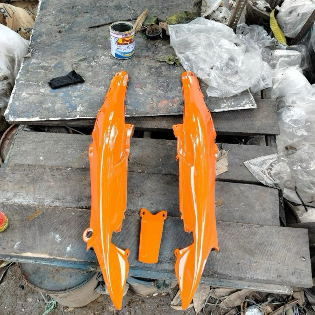 Cover Body Jupiter Z Lama Warna Orange