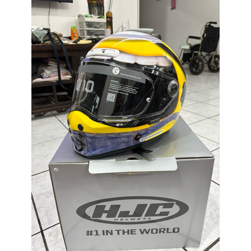 helm hjd V10 Stuart Minions MC3