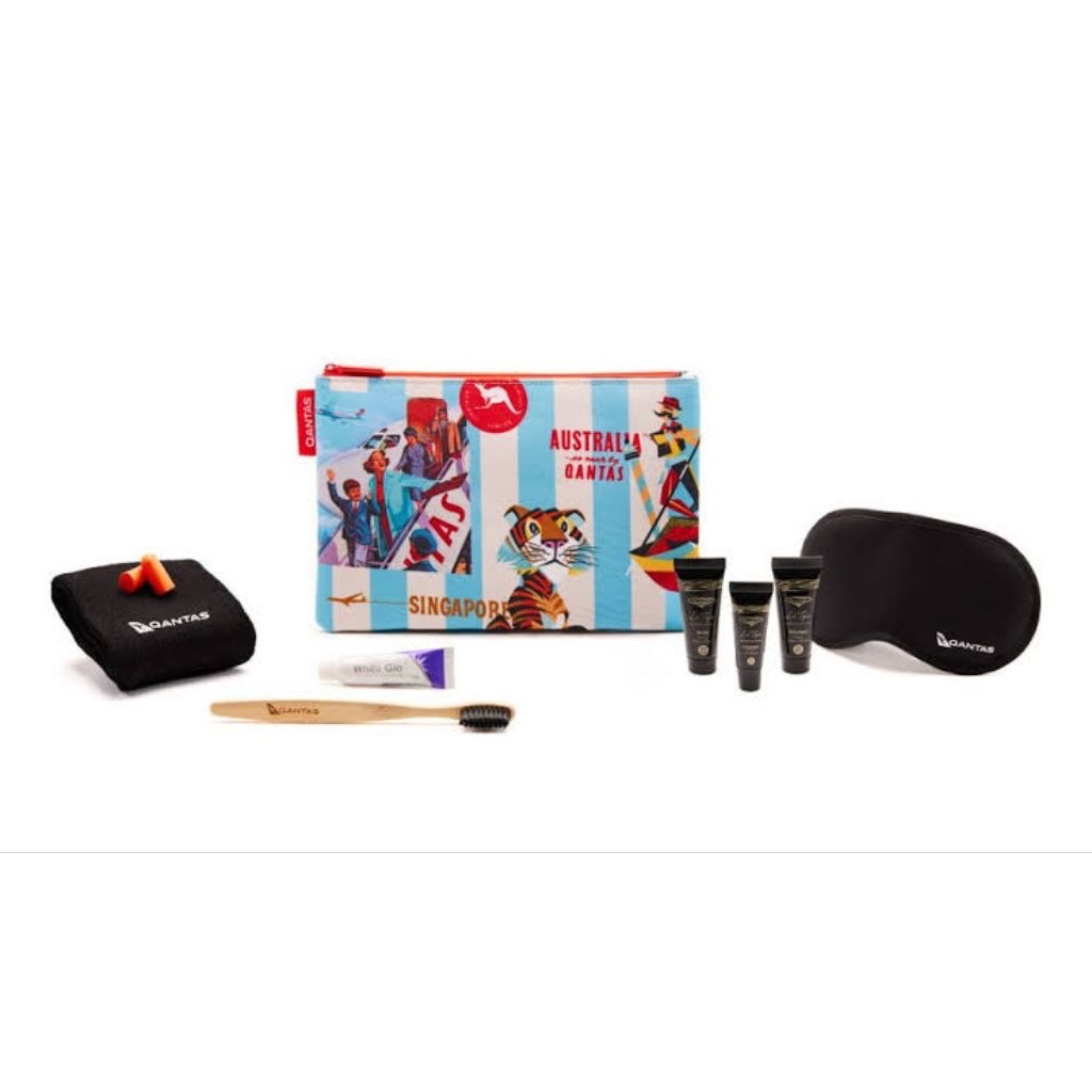 Tas Pouch Bag Amenity Qantas New Edition