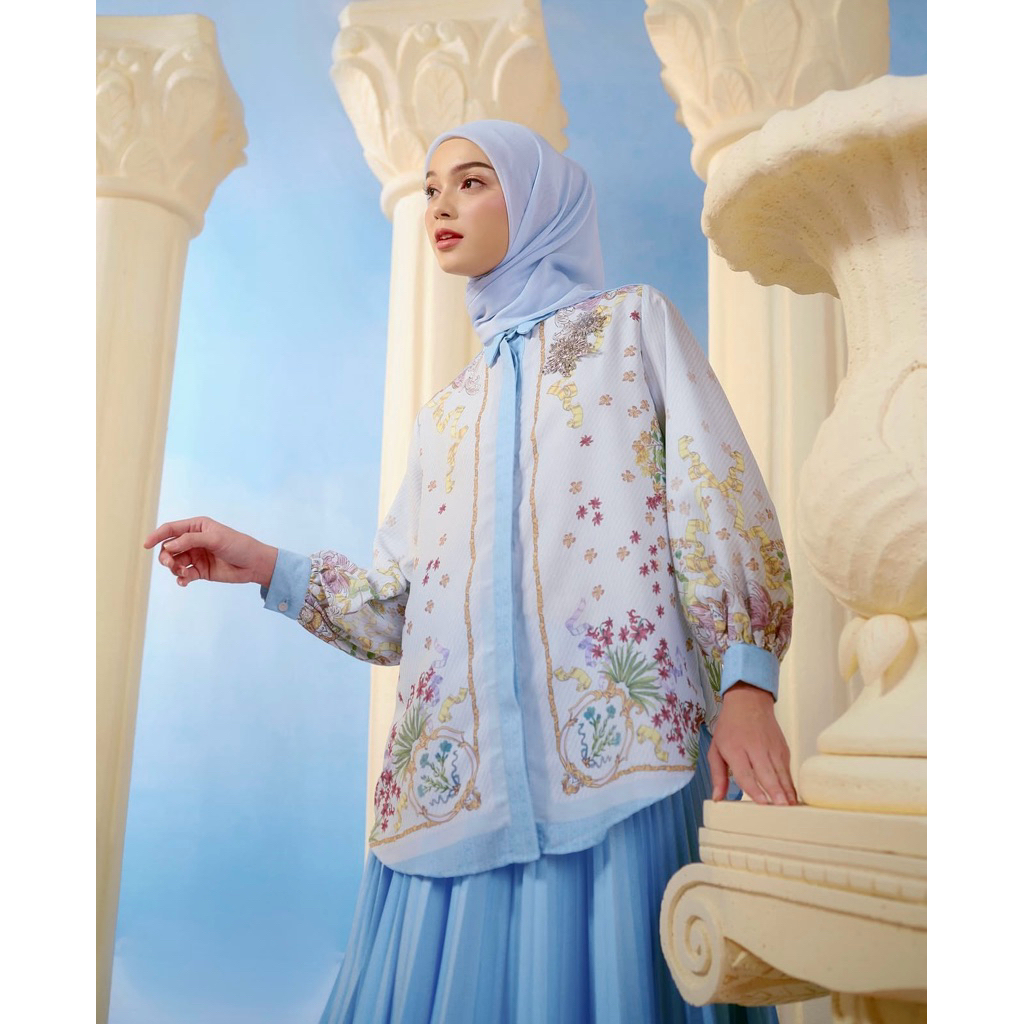 Buttonscarves Nada Puspita Heaven Lights