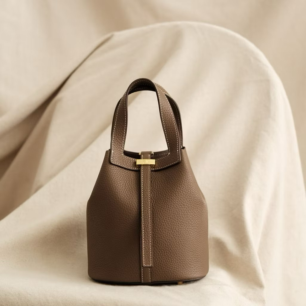 PRELOVED Vone World - Taupe Hoop Bag