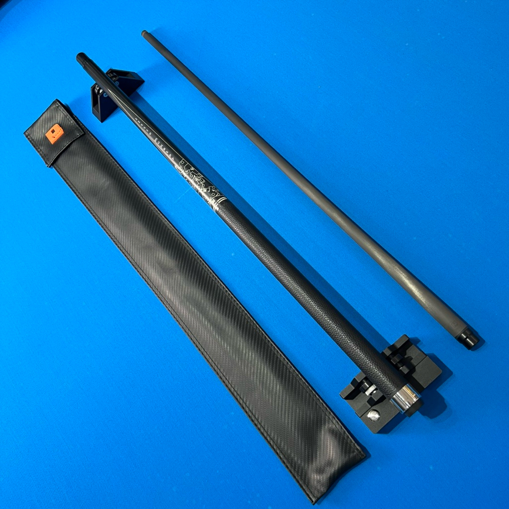 Stick Billiard LITTLE MONSTER PQ - 2 Leather Low Deflection Carbon Fiber Shaft Play Cue / Stick Bill