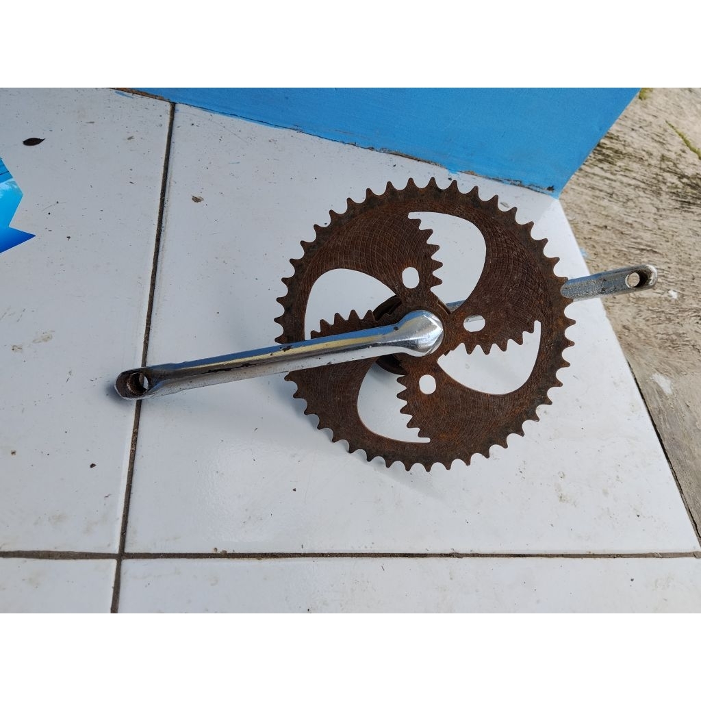 CRANK SEPEDA BMX JADUL MERK YCY ARMS 165 BENTUK ANTIK JADUL VINTAGE LANGKA
