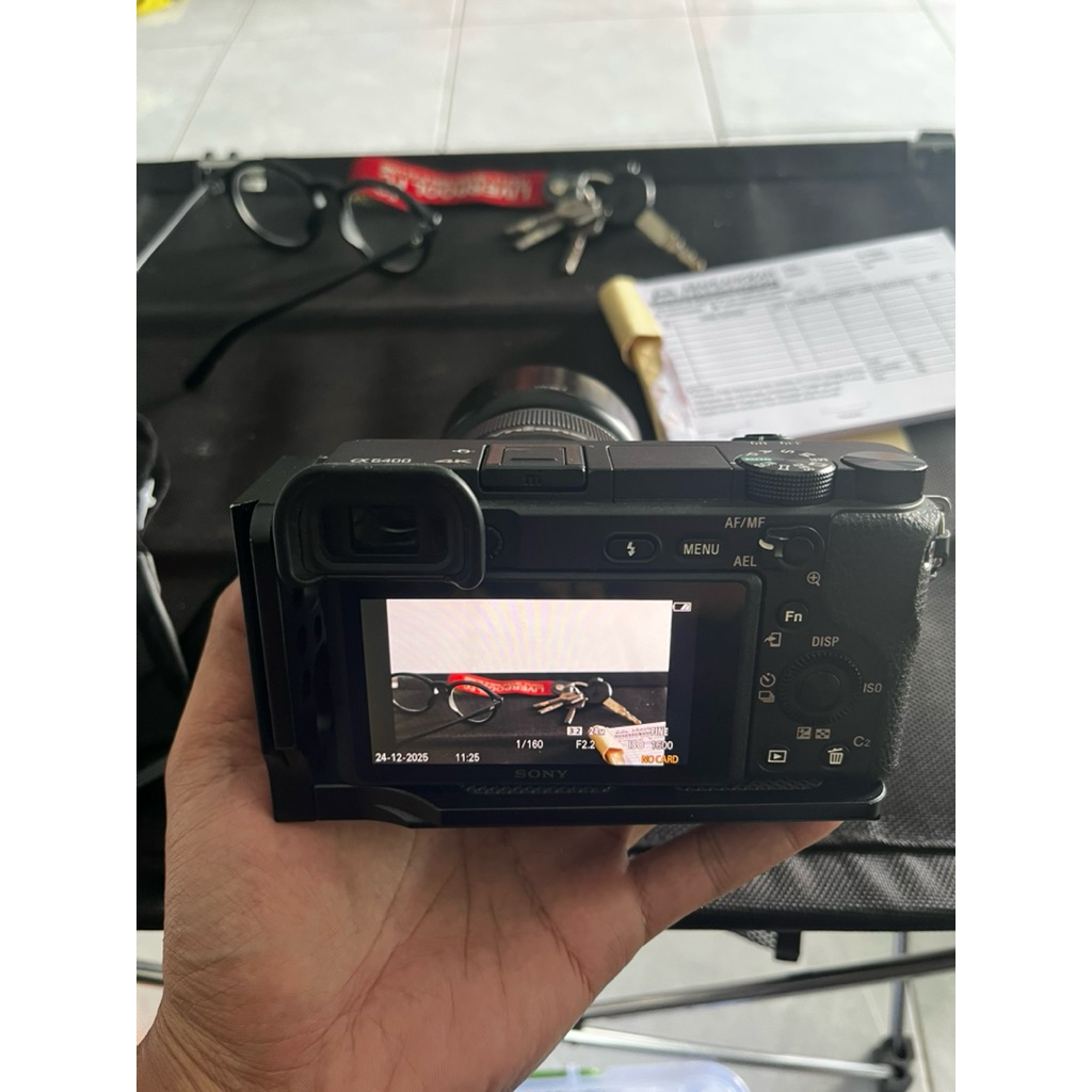 sony 6400 lensa 50 mm yongnuo f1.8