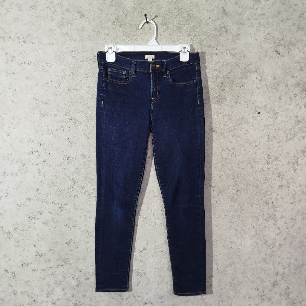 Celana jeans J.CREW Biru Denim basic Bahan stretch melar casual made in Indonesia slimfit size 30-32