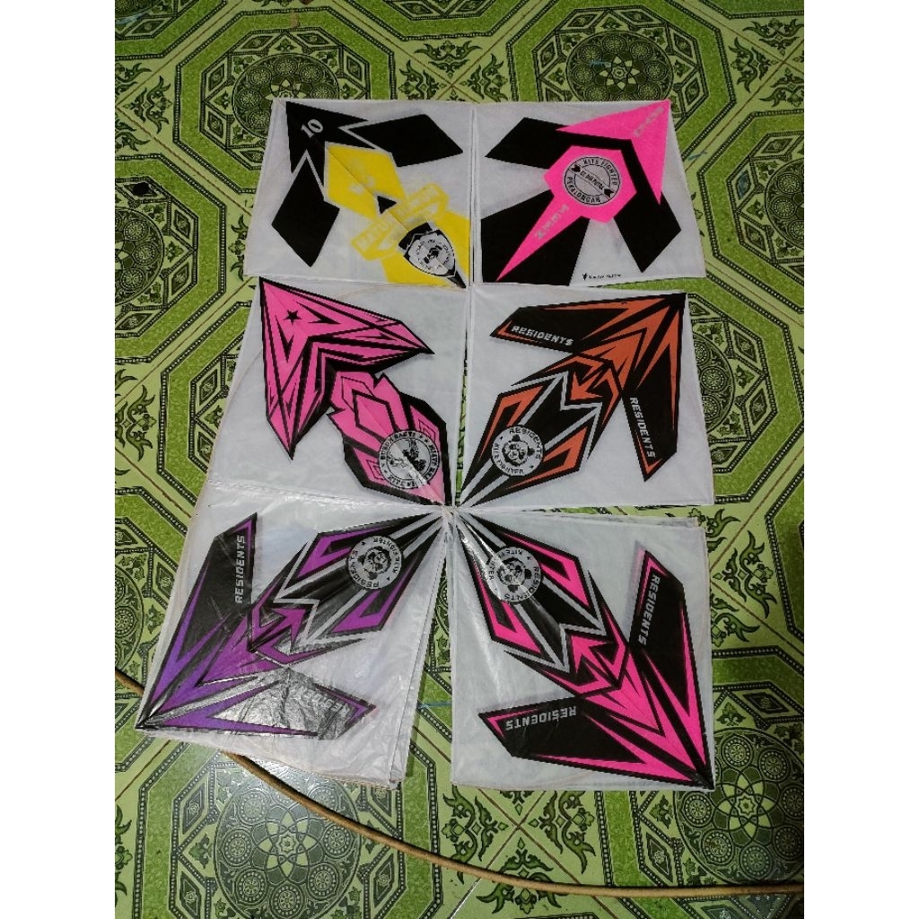 Layangan sukhoi / Layangan aduan super turnamen 2 lilitan full petung 2 warna