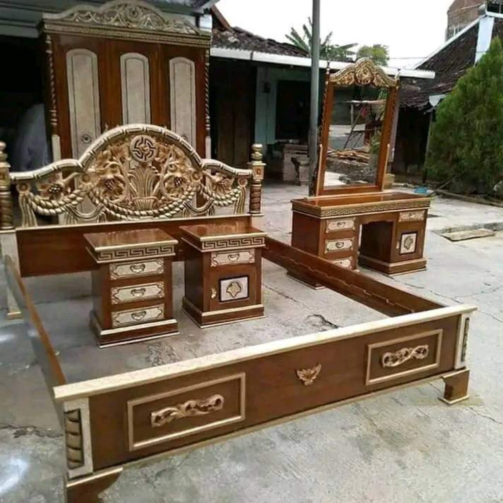 Set Kamar Ukiran Mewah Kayu Jati | Dedy Karya Furniture