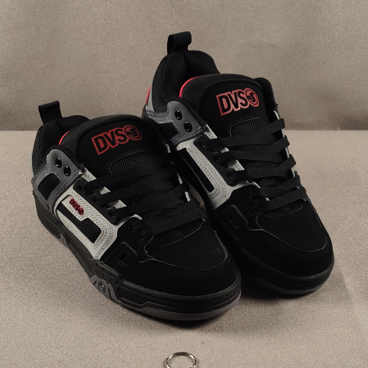 DVS Comanche Sepatu Skate, BMX Shoes Pria Anti Slip & Empuk Sol Karet Tebal Ukuran 40-45