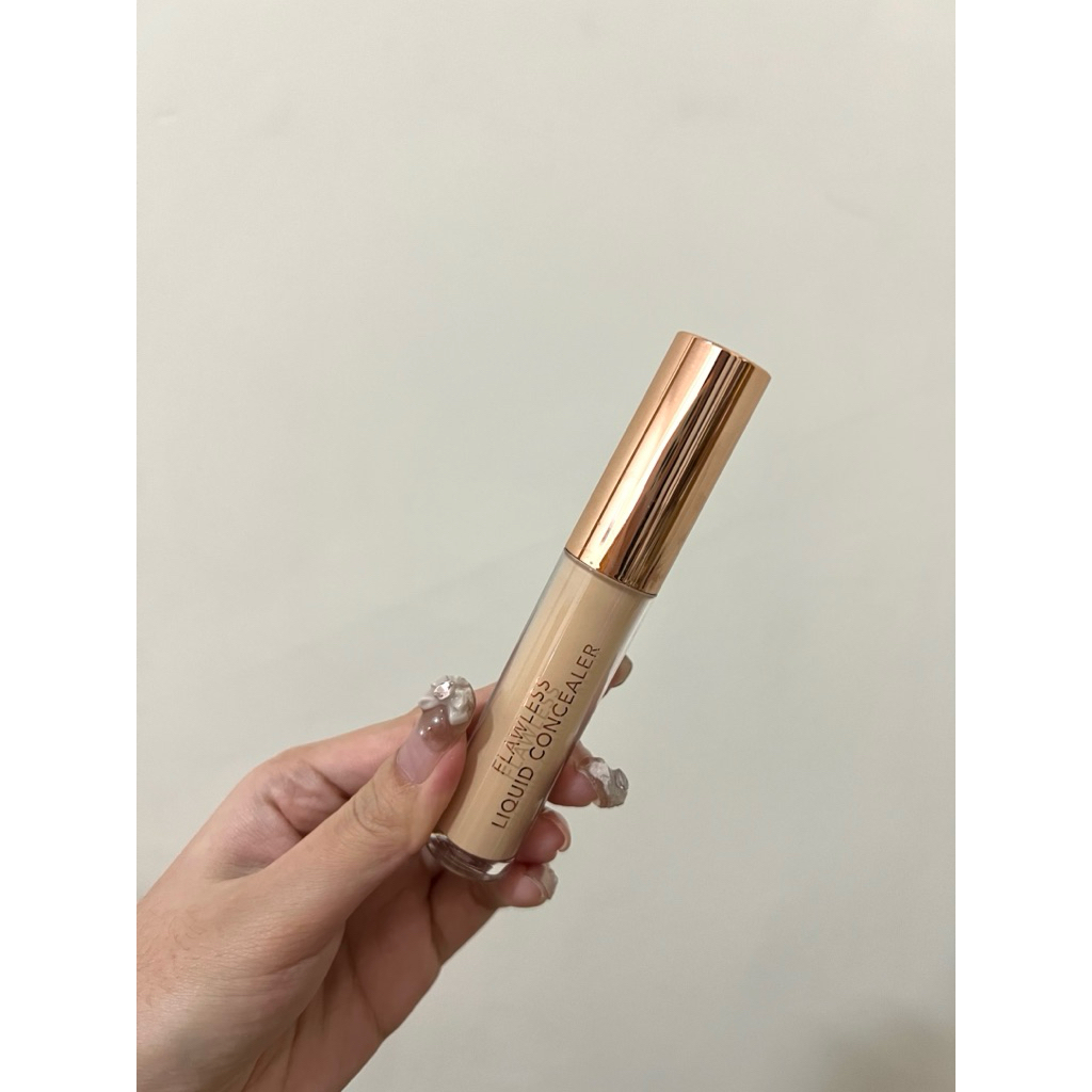 PRELOVED ESQA Flawless Liquid Concealer (Custard Tone)