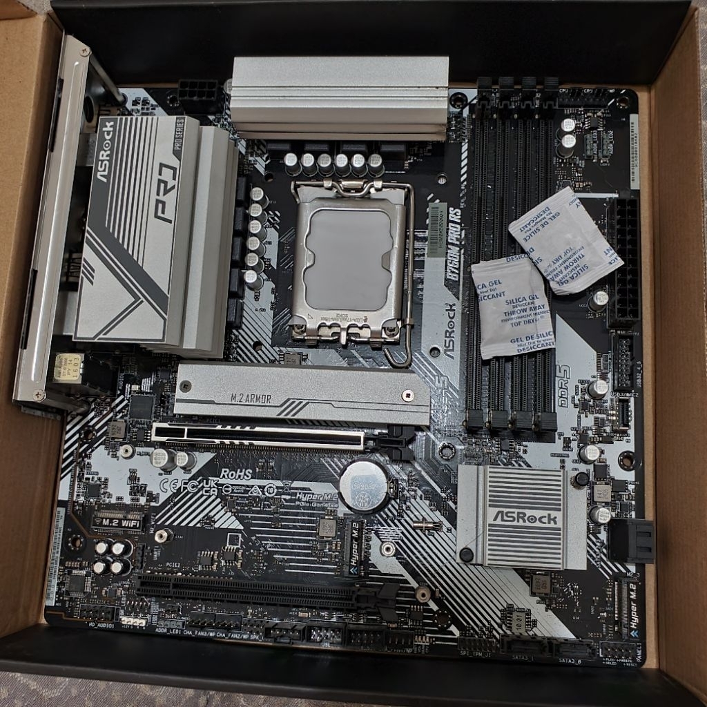 asrock b760m pro RS non wifi ddr5 + i5 12400f , garansi. paketan mobo prosesor intel gen 12, lga 170