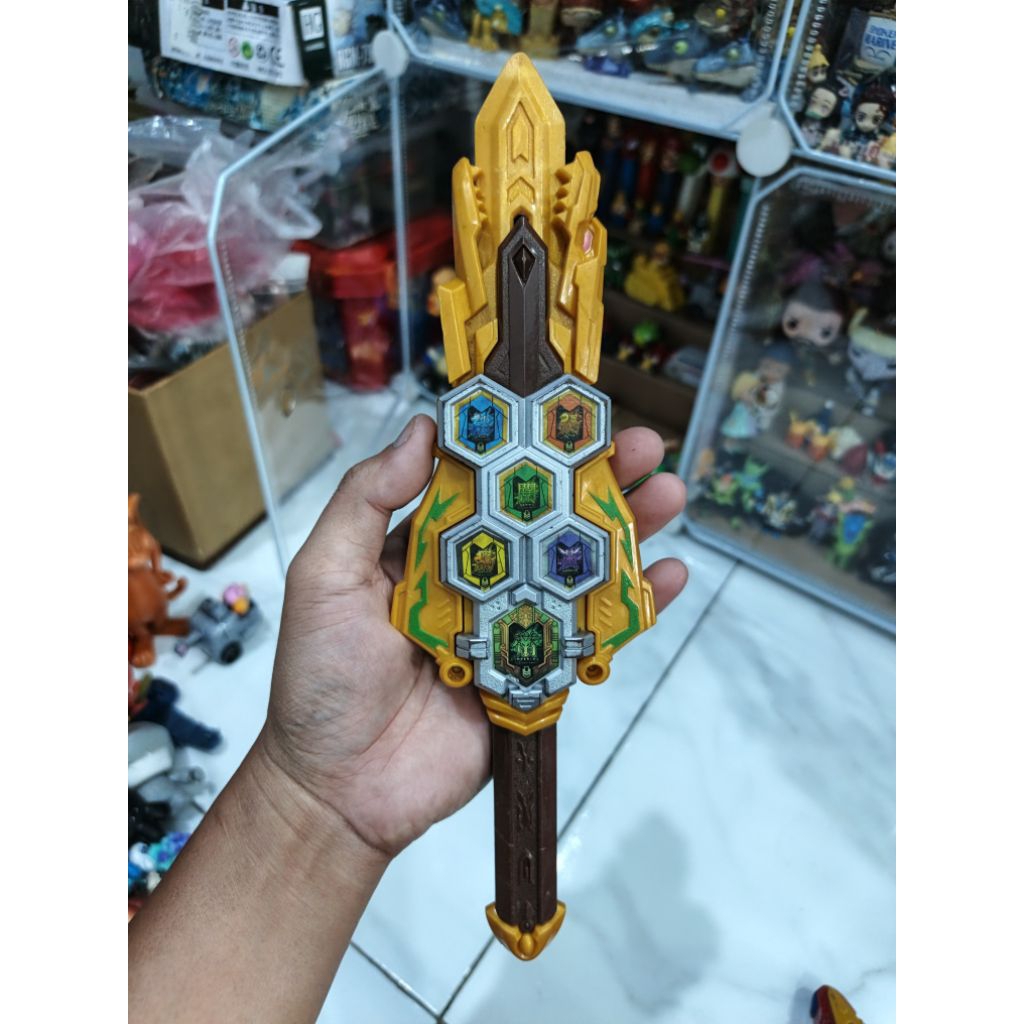 pedang senjata figure legend hero ganwu