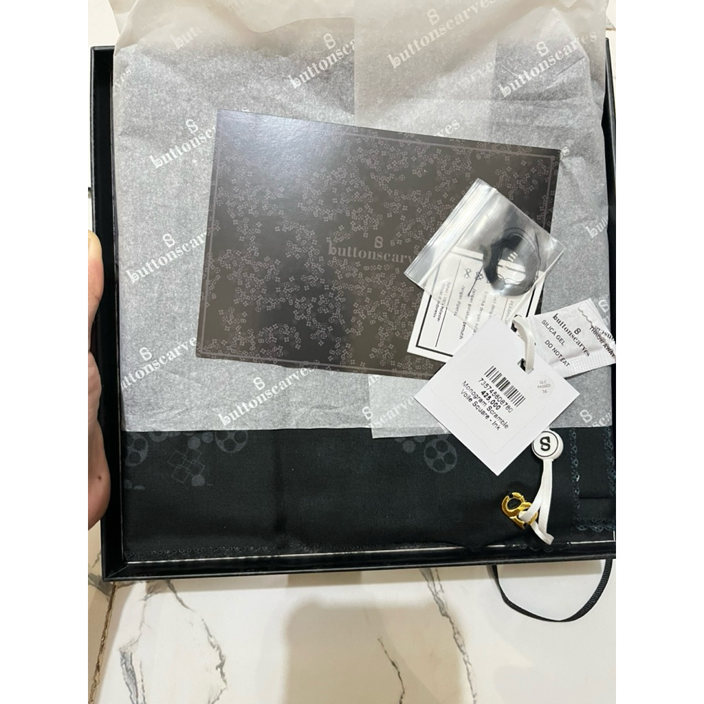 Buttonscarves Monogram Scramble - Ink (Hitam)