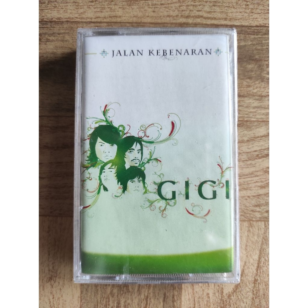 kaset pita GIGI "jalan kebenaran"