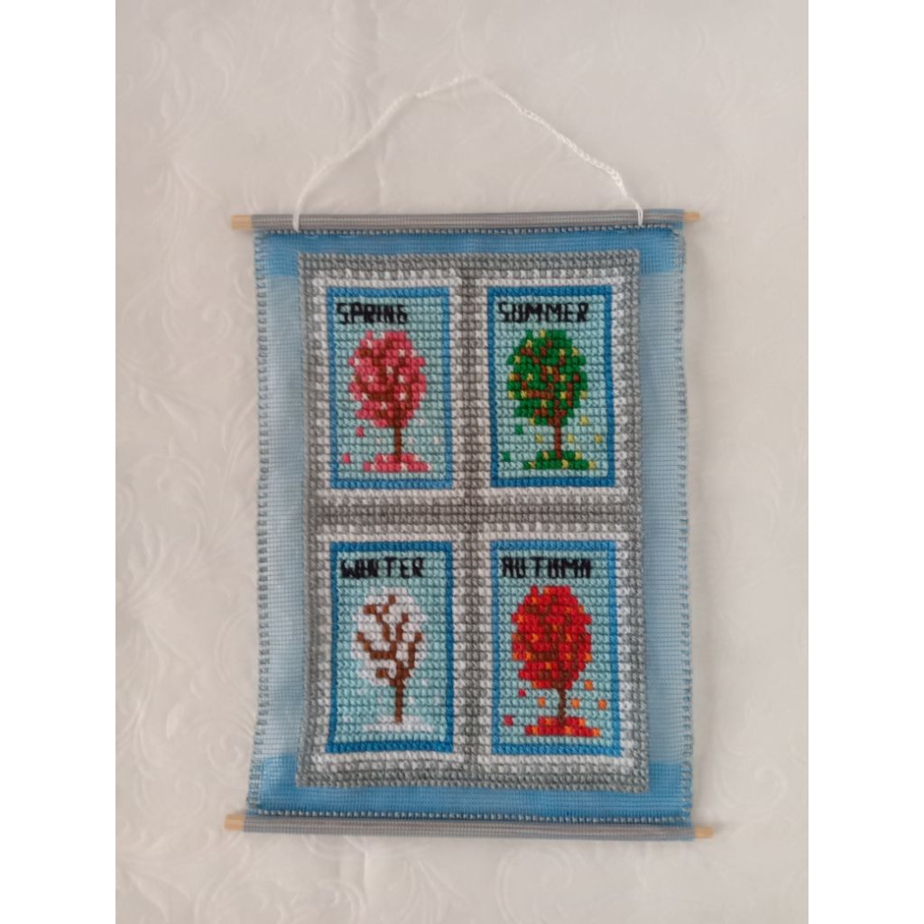 Hiasan dinding cross stitch rustic - four seasons