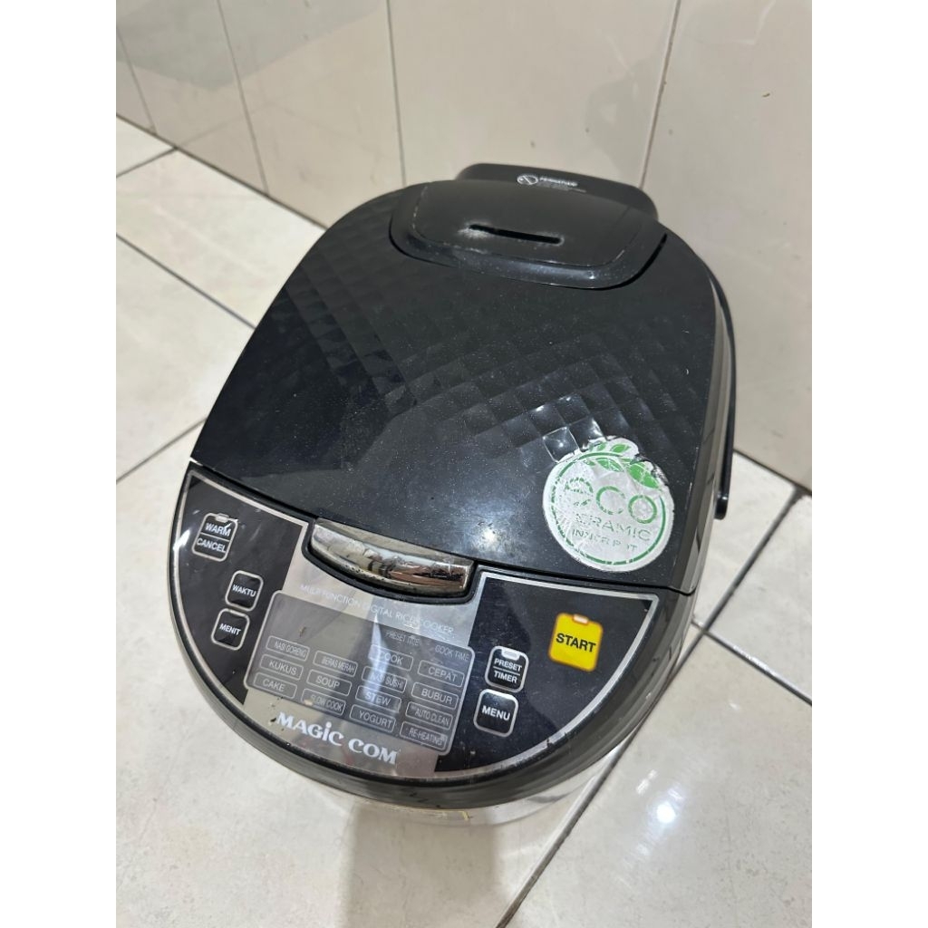 Rice cooker Yong Ma Magic Com YongMa Preloved