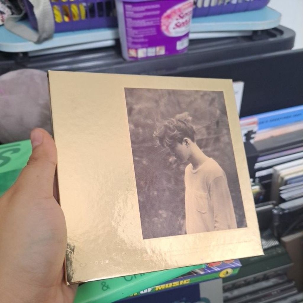 ALBUM EXODUS SUHO VERSI