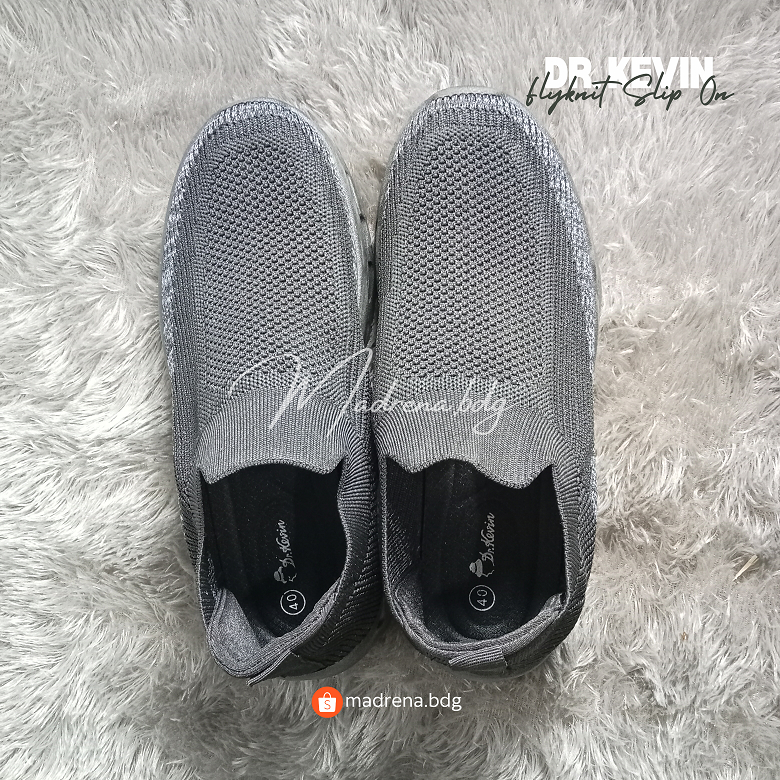 Dr Kevin Flyknit Slip On Size 40 / Sepatu Slip On Pria / Sepatu Laki-Laki - PRELOVED