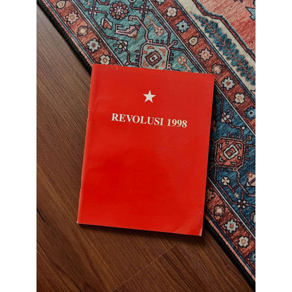 REVOLUSI 1998Oleh Prof. Sarbini Sumawinata