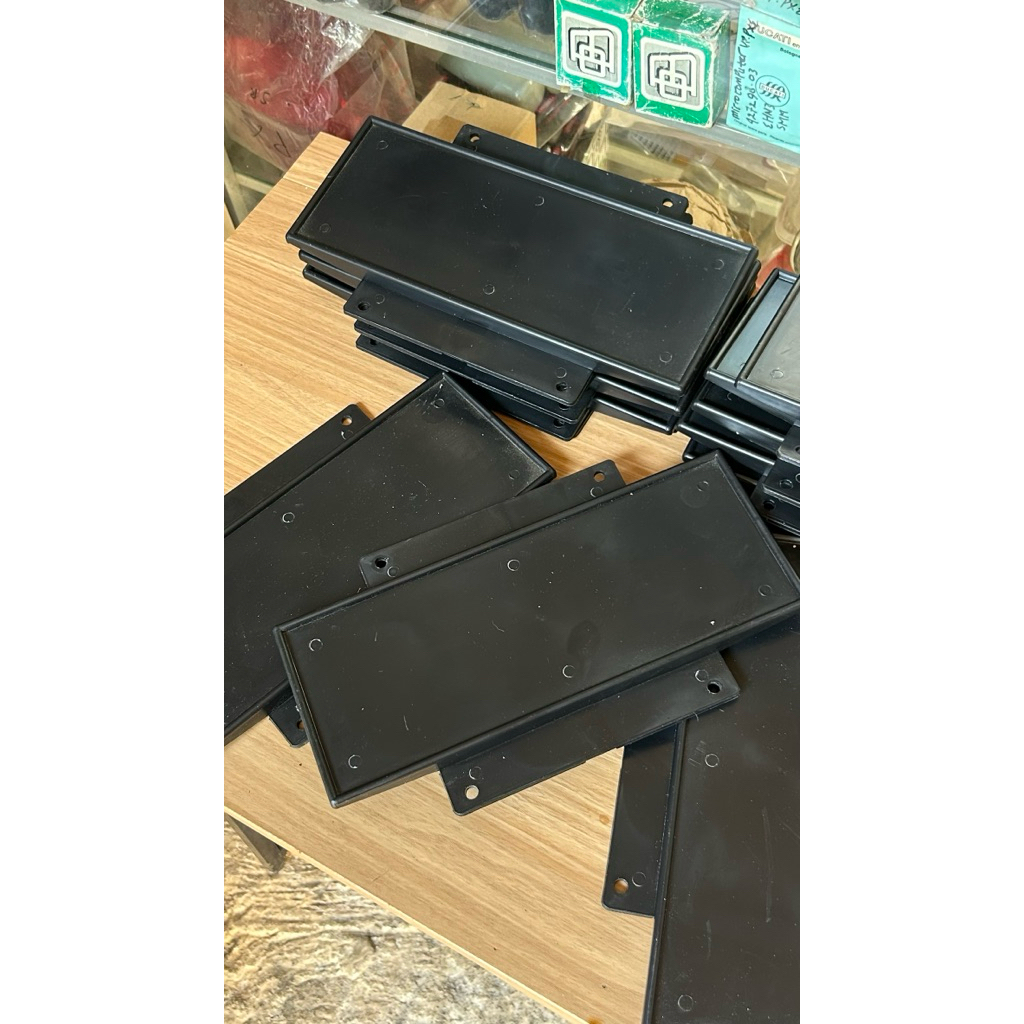 Frame Plat Nomor Vespa