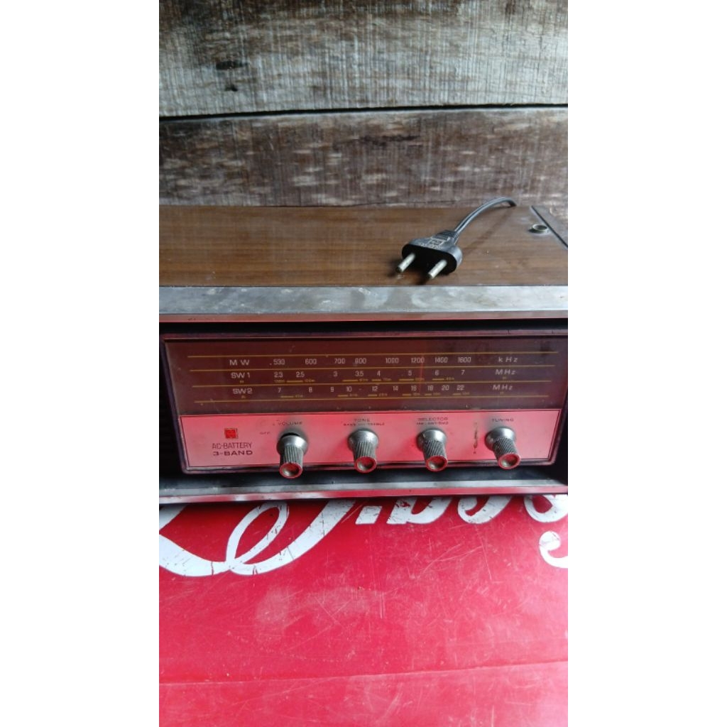 radio kayu  475rb jadul antik kuno lawas vintage display mati
