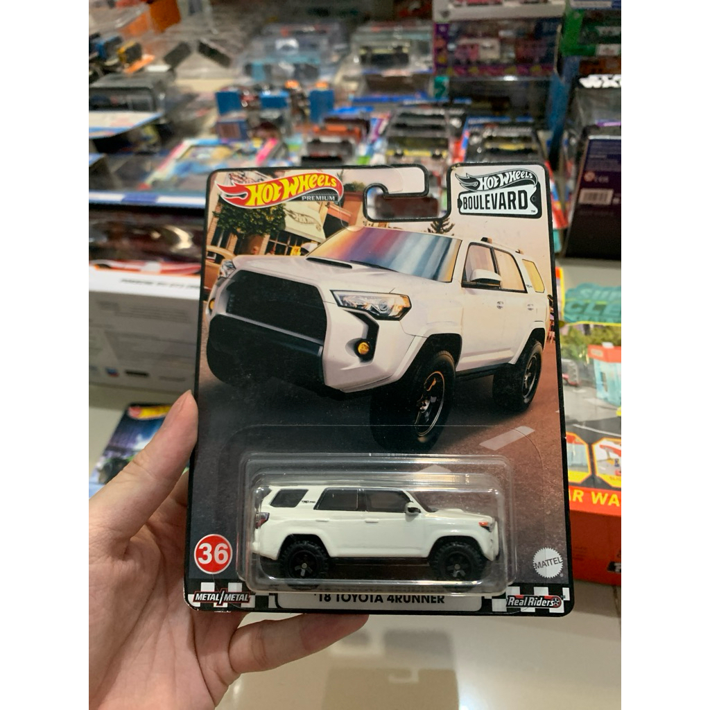 Hotwheels Toyota 4Runner White Boulevard