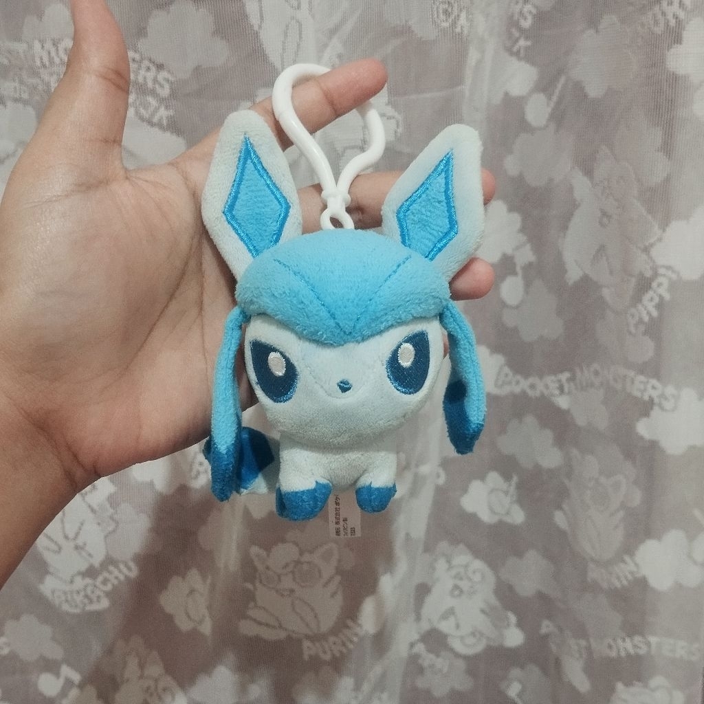 GANTUNGAN BONEKA POKEMON GLACEON pokedoll