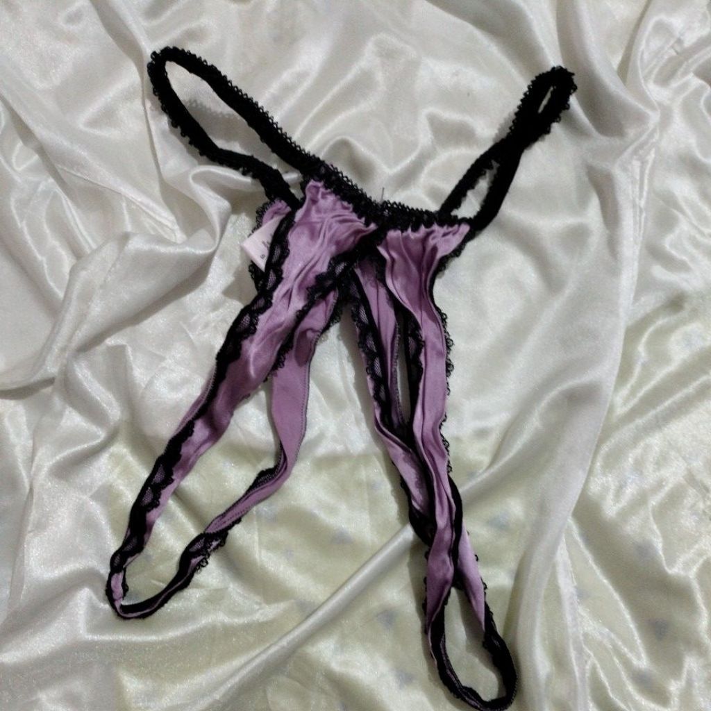 GSTRING OPEN CROTCH size M