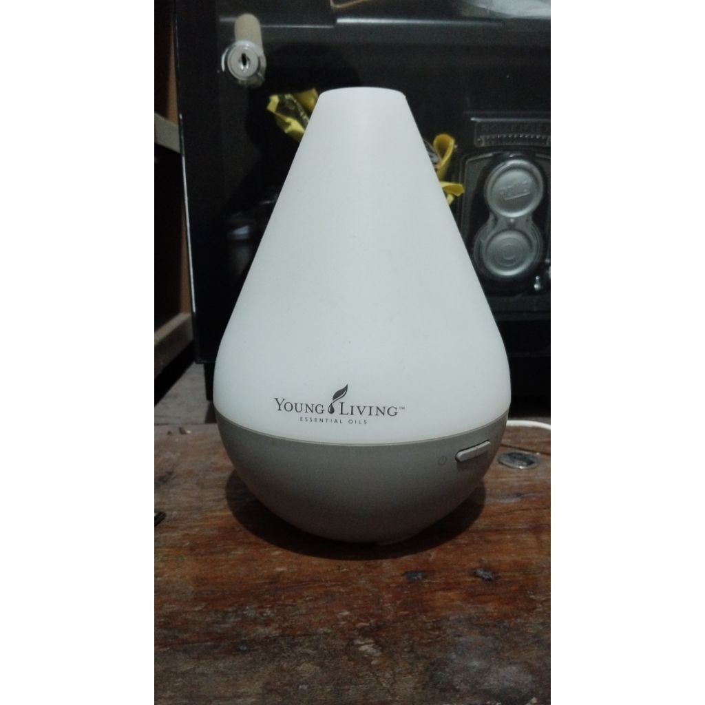 Preloved Diffuser Young Living