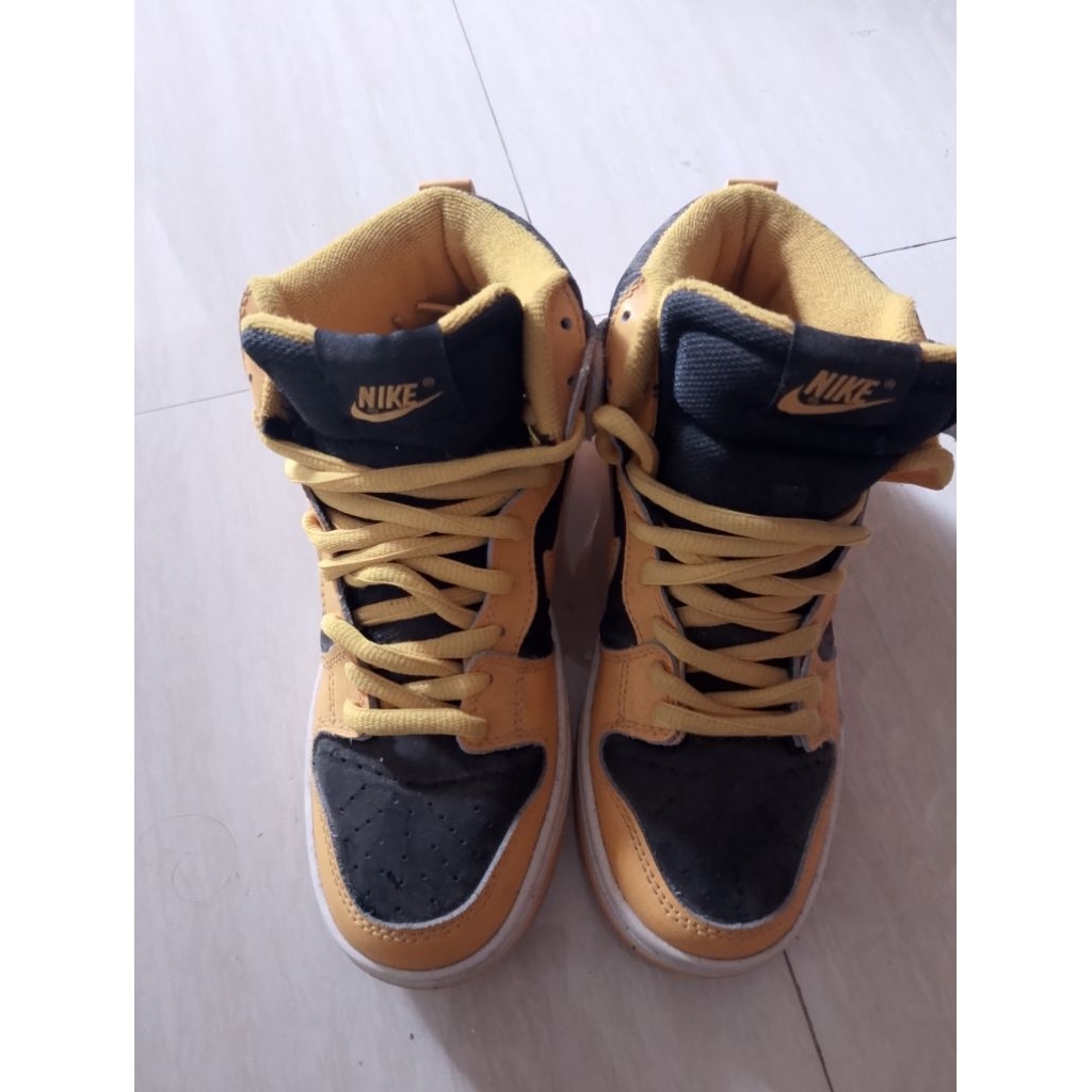 sepatu nike sb size 37