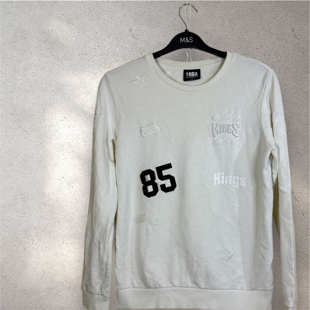 NBA SACRAMENTO KINGS sweater cewe cowo crewneck bordir size M