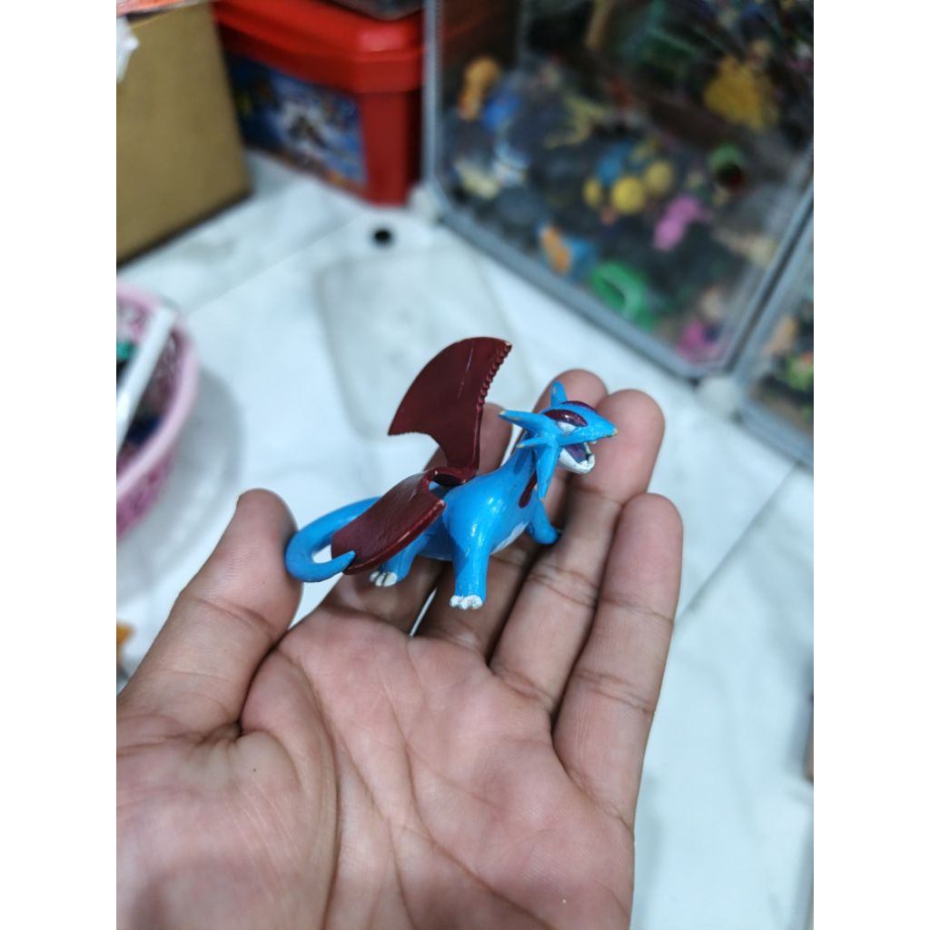 figure pokemon salamence