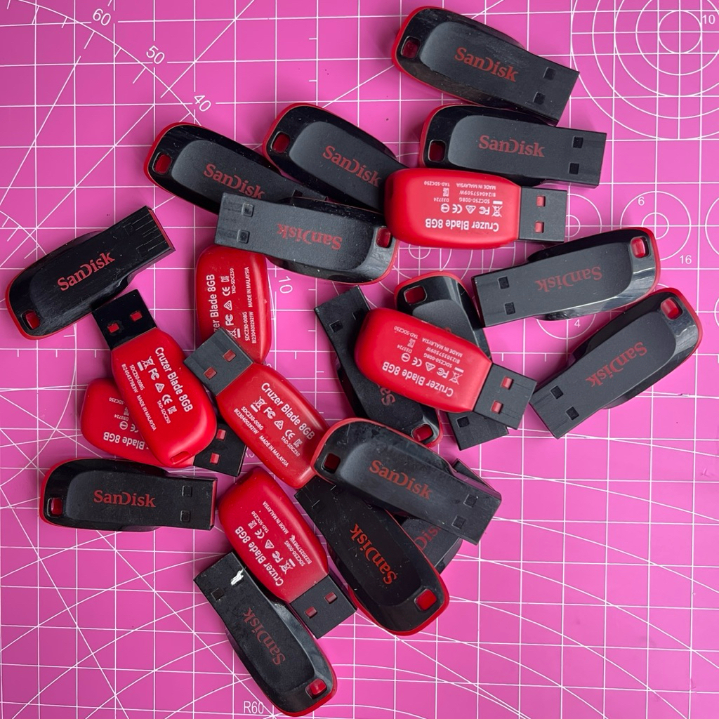 FLASHDISK BOOTABLE WINDOWS 10 SANDISK CRUZER BLADE 8GB
