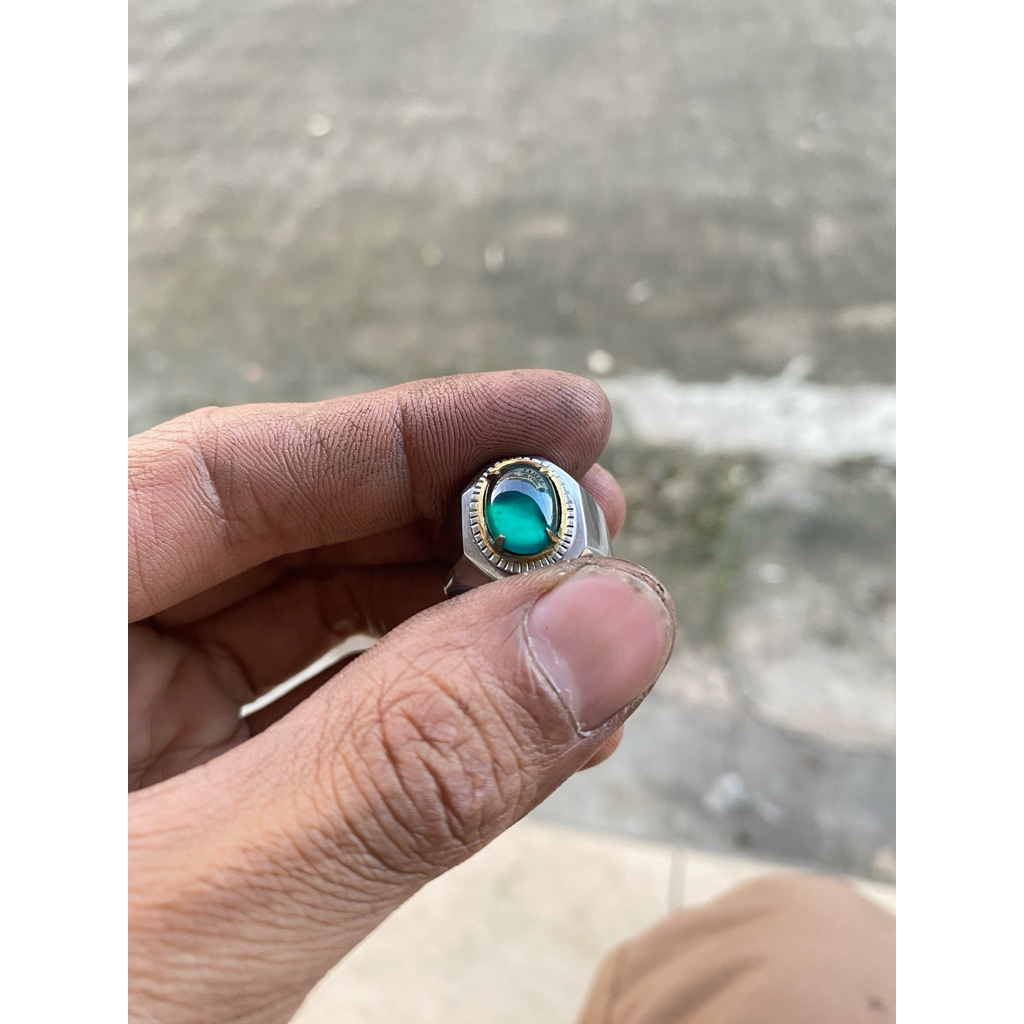 batu bacan cincin giwang kristal