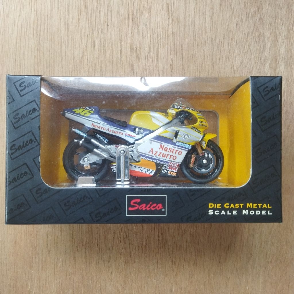 Valentino Rossi 1:18 Saico 2000 Honda NSR 500