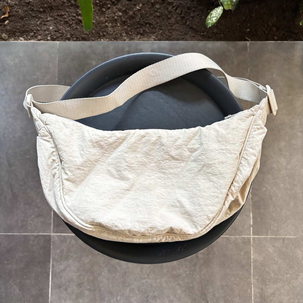 uniqlo bag tas cream