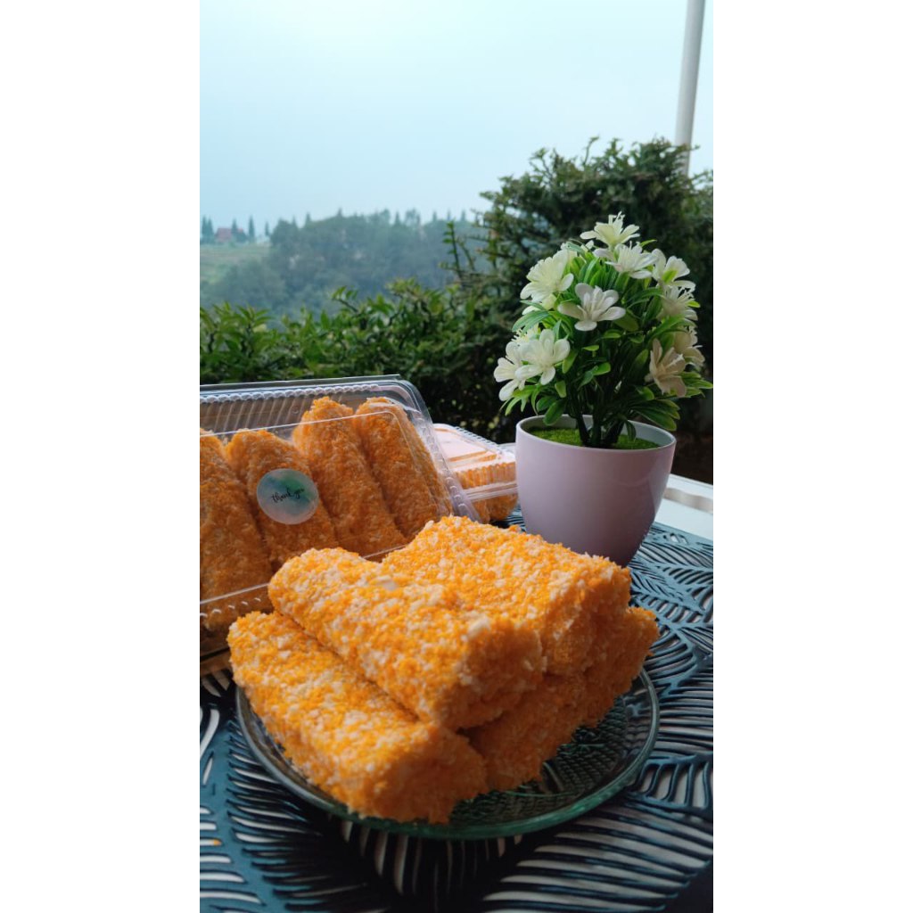 Risol Mayo / Risol Ayam pedas / Risol Frozen / Risol Cokelat