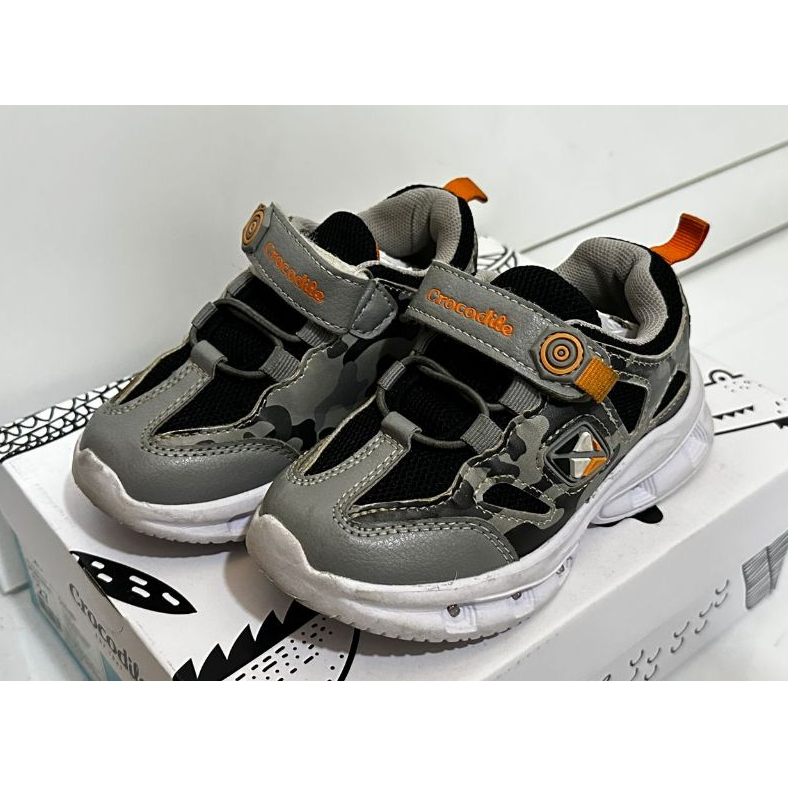 Preloved - Crocodile - Sepatu Anak Cowok - Sepatu Anak - Sepatu cowok - Sepatu lampu
