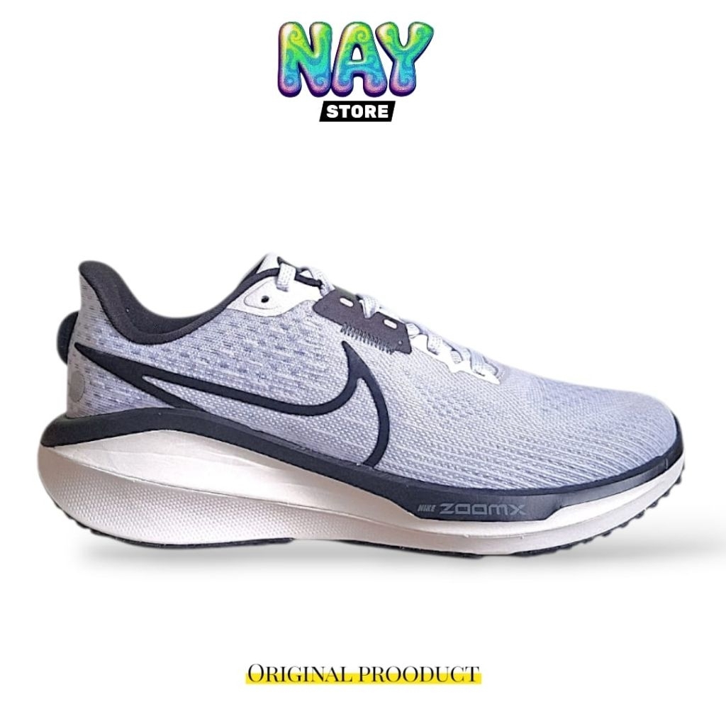 Sepatu Lari Wanita Nike Zoom Vomero - FB8502104