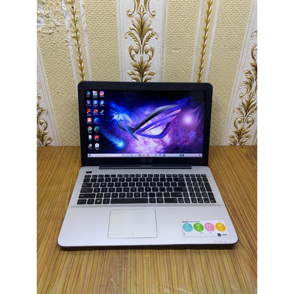 Laptop Asus X555Q