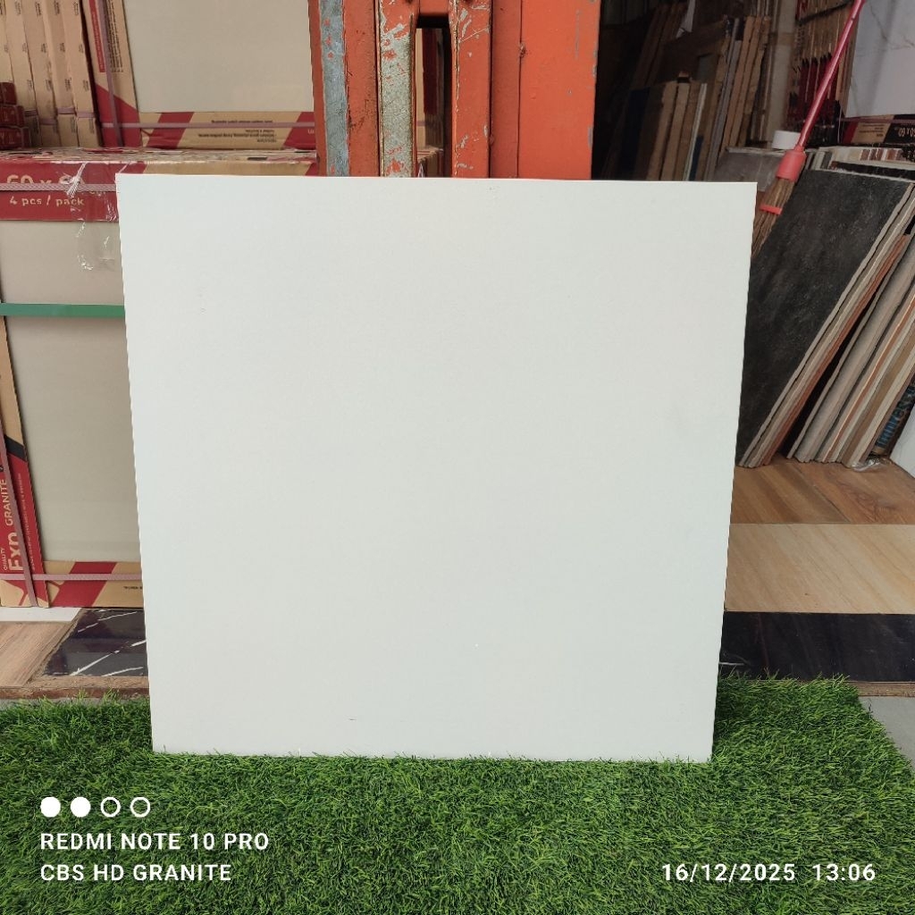 granit lantai putih dop uk 60x60 GGG043 MPO NIRO GRANITE
